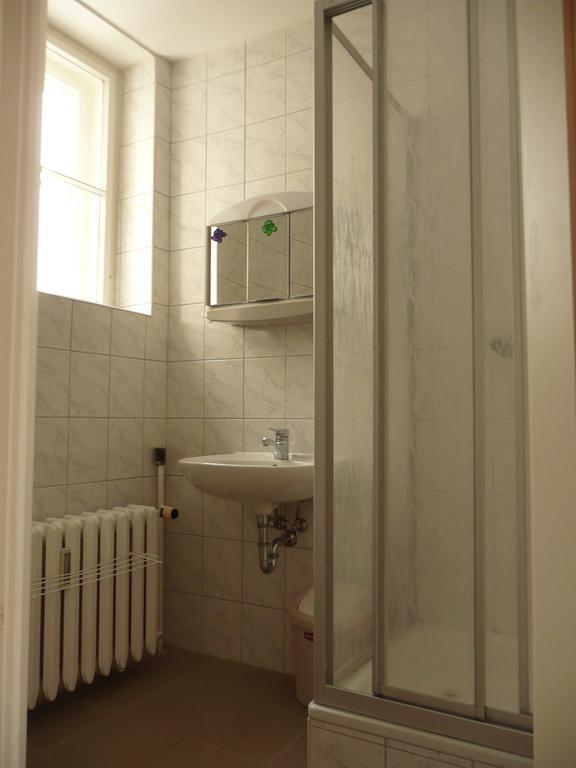 Pension Zur Wartburg Görlitz Esterno foto