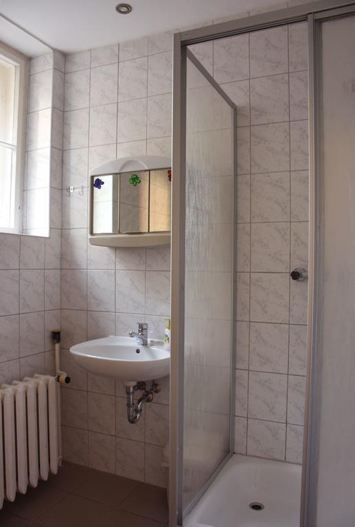 Pension Zur Wartburg Görlitz Esterno foto