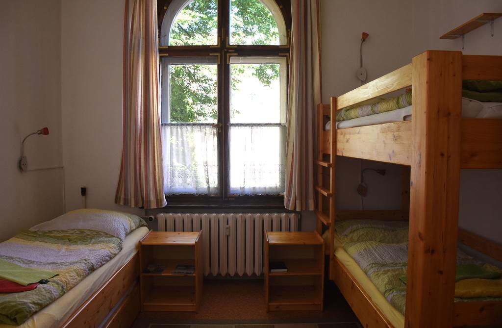 Pension Zur Wartburg Görlitz Esterno foto