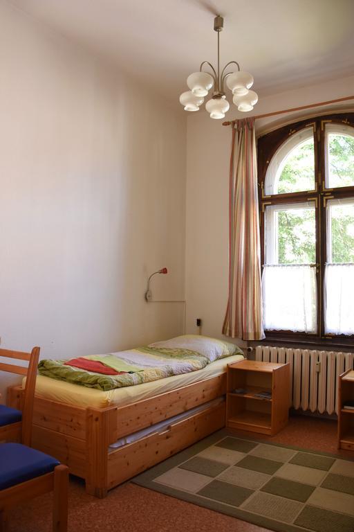 Pension Zur Wartburg Görlitz Esterno foto
